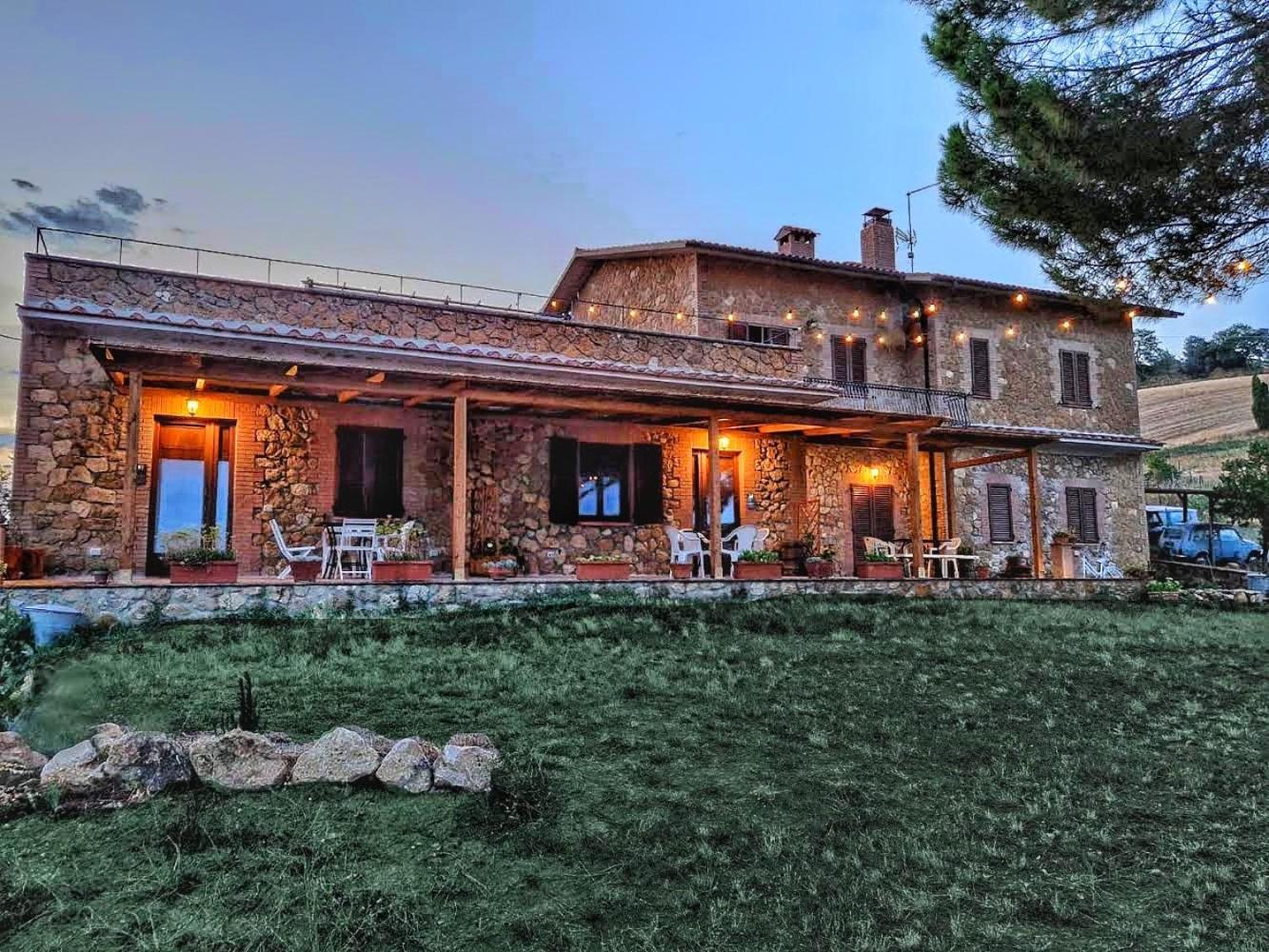 Agriturismo Il Casato Mag-Il Giogo ปีเอนซา ภายนอก รูปภาพ